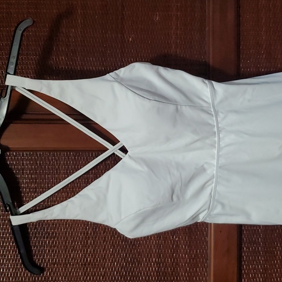 Halara dress with shorts. White and size small. - Picture 2 of 7